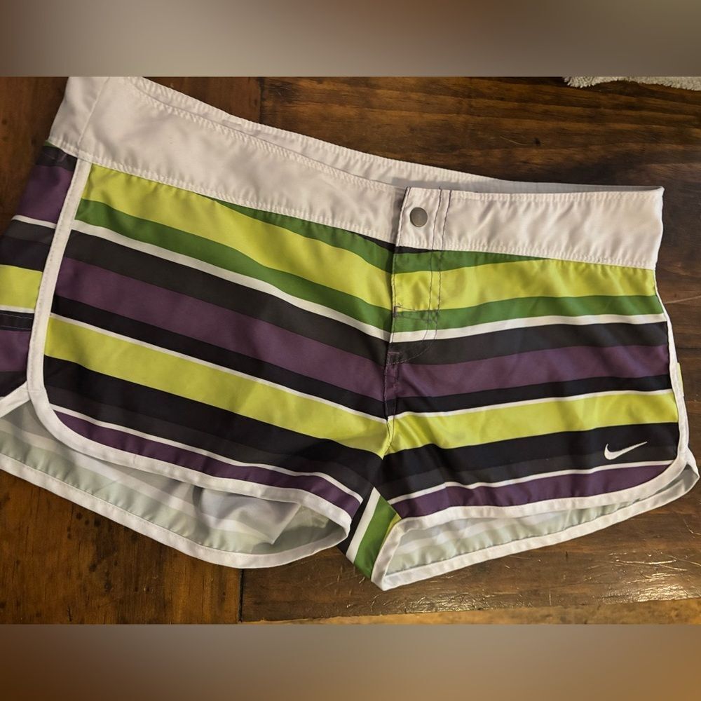 Nike swim trunks S 4-6